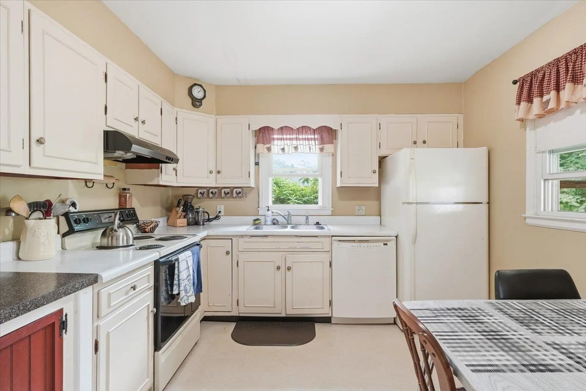 17 Rotunda Avenue Essex Junction VT 05452