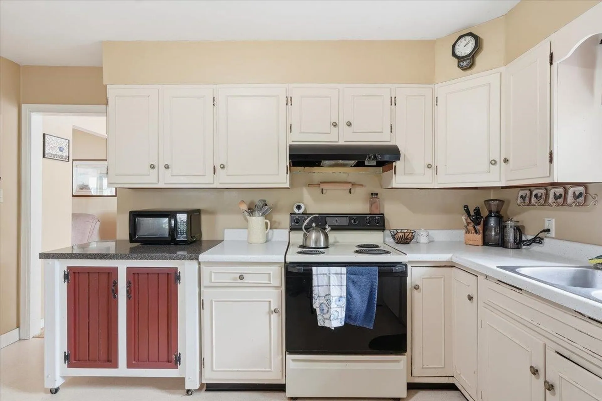 17 Rotunda Avenue Essex Junction VT 05452