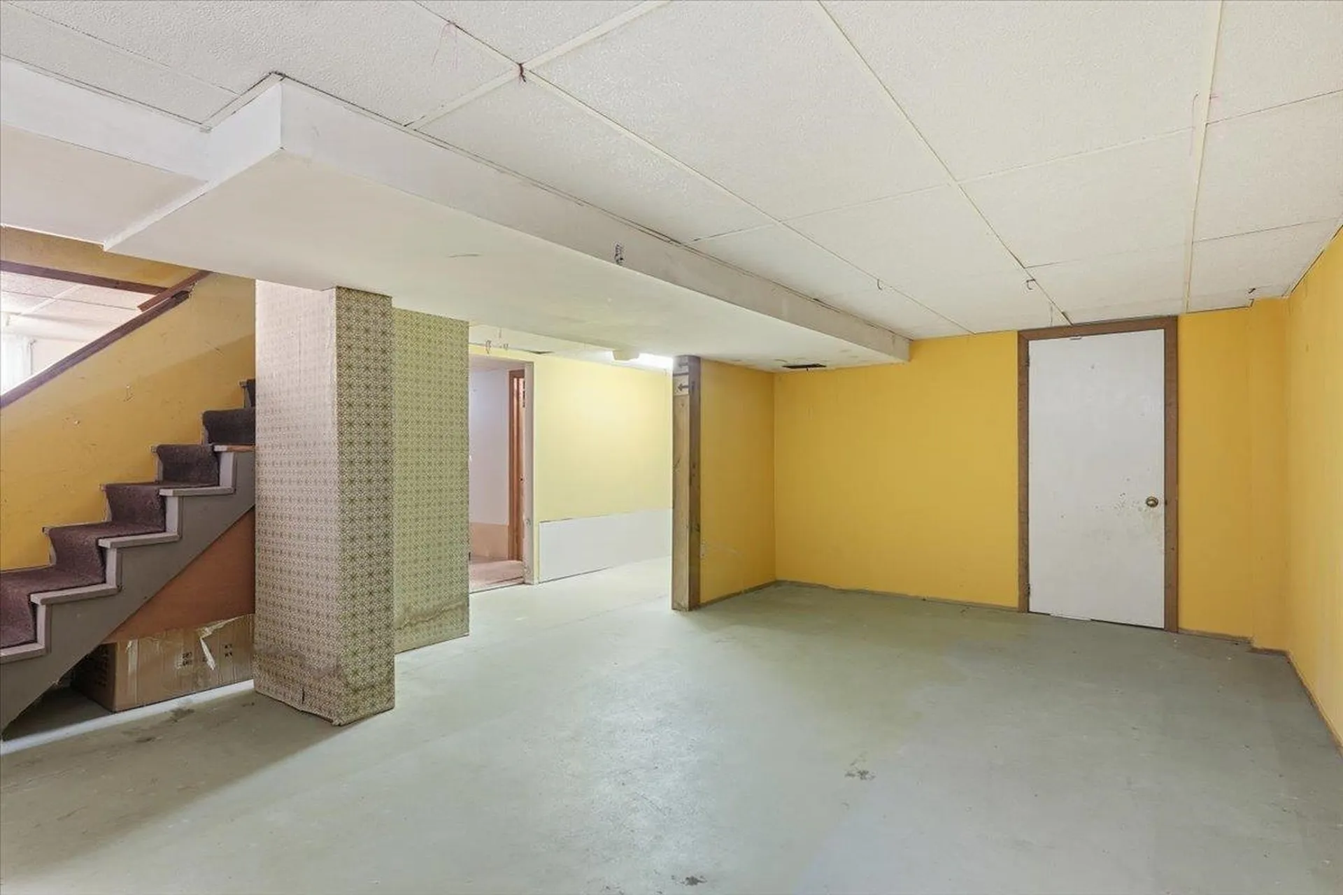 17 Rotunda Avenue Essex Junction VT 05452