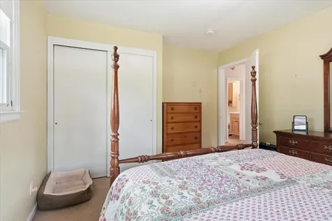 17 Rotunda Avenue Essex Junction VT 05452
