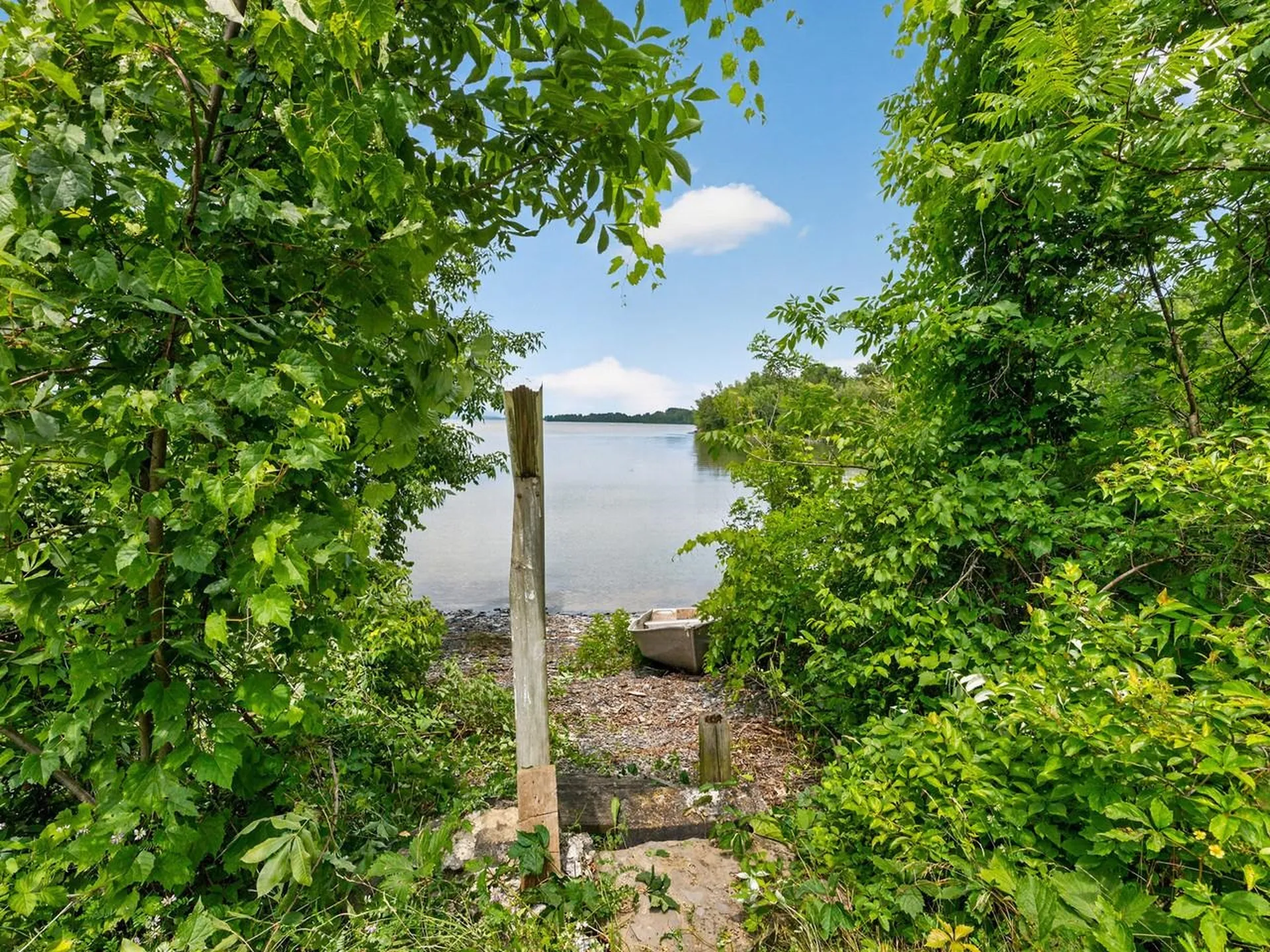 56 Giards Bay Drive Bridport VT 05734