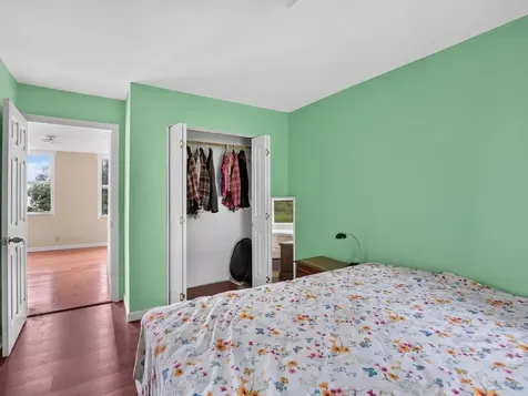 56 Giards Bay Drive Bridport VT 05734