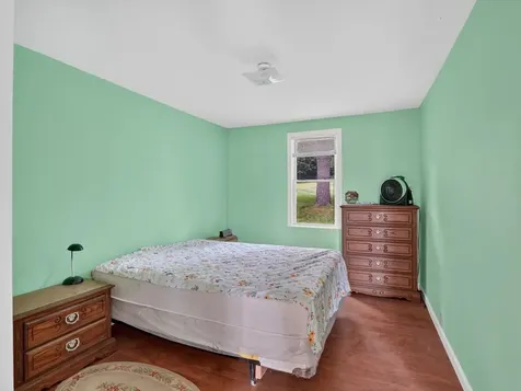 56 Giards Bay Drive Bridport VT 05734