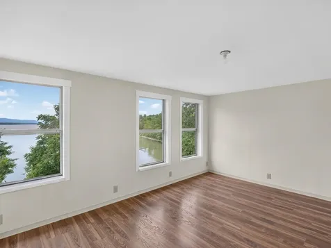 56 Giards Bay Drive Bridport VT 05734