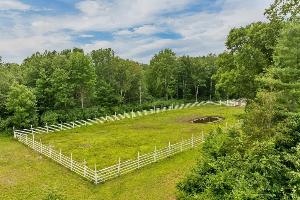 102 Joppa Road Merrimack NH 03054