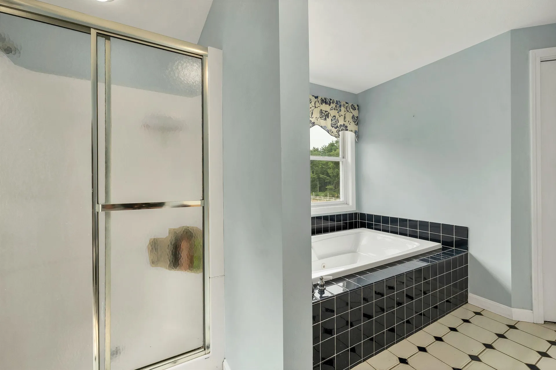 102 Joppa Road Merrimack NH 03054