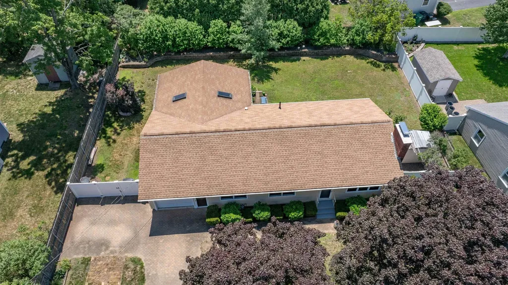 6 Aztec Road Nashua NH 03063