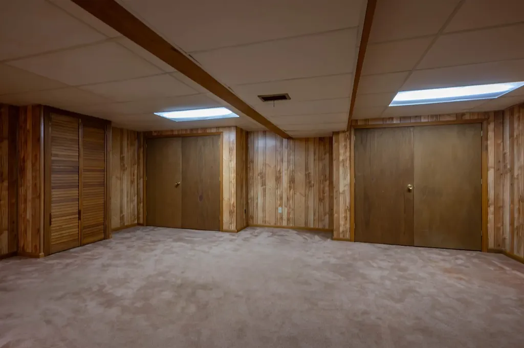 6 Aztec Road Nashua NH 03063