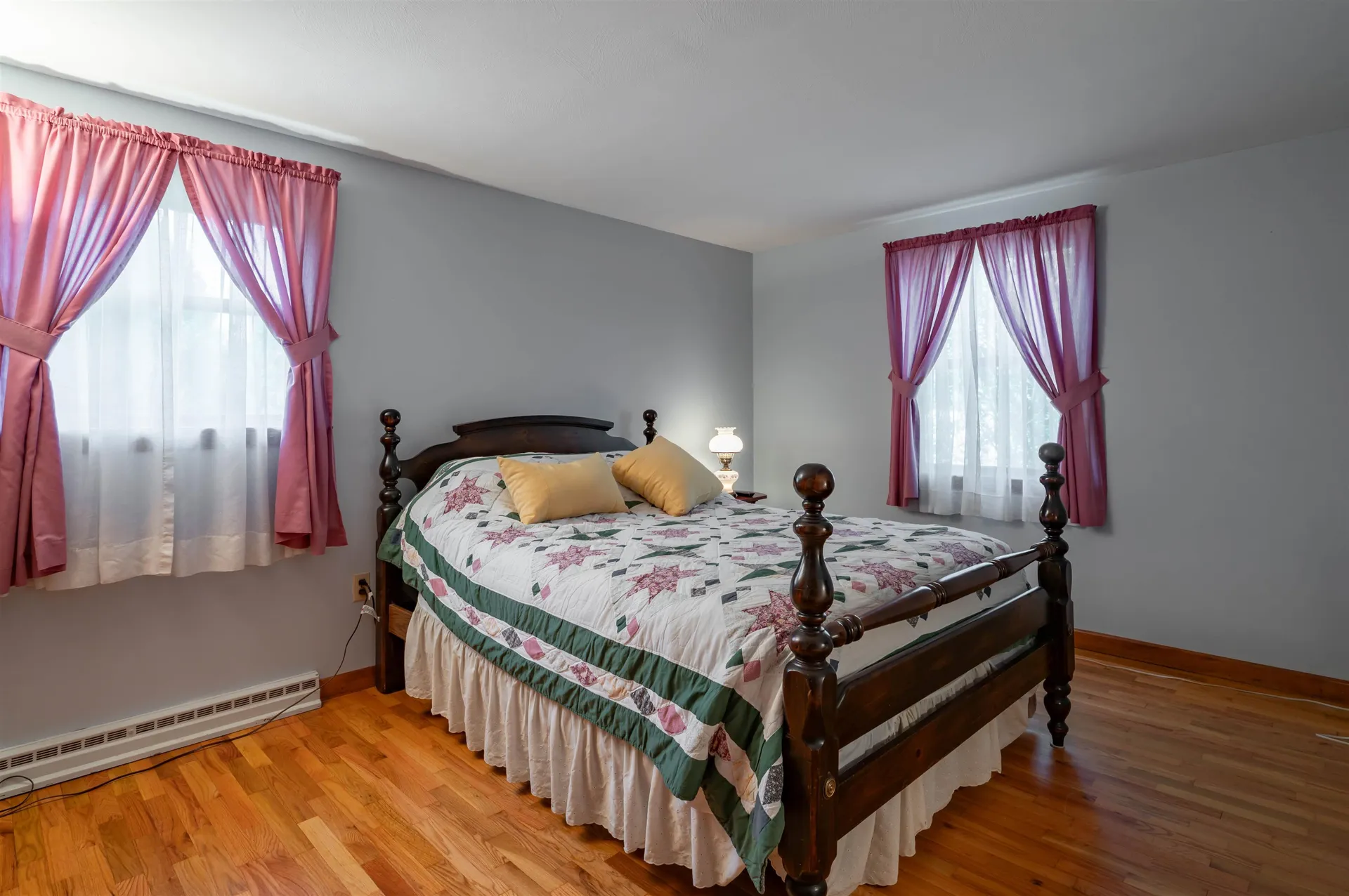 6 Aztec Road Nashua NH 03063