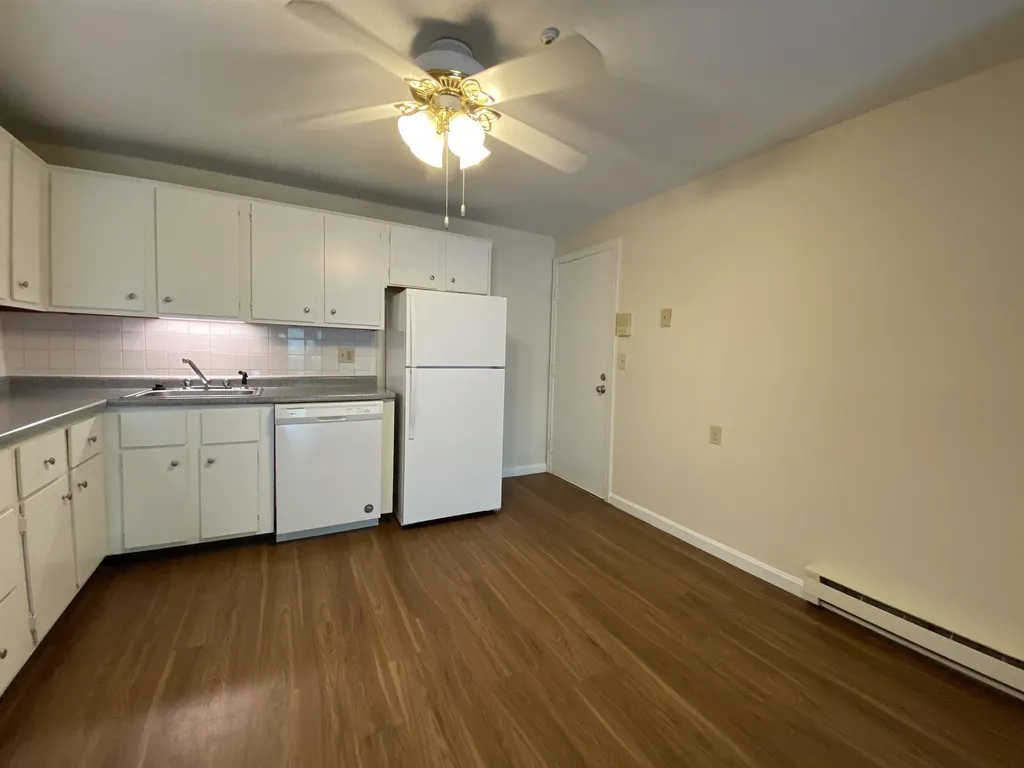 95 Powers Street Milford NH 03055