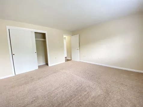 95 Powers Street Milford NH 03055