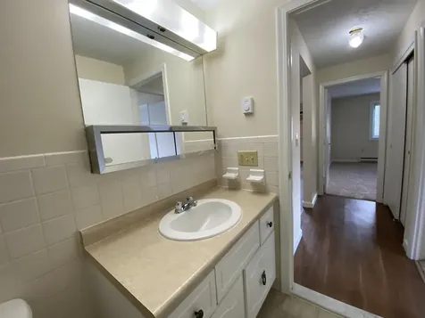 95 Powers Street Milford NH 03055