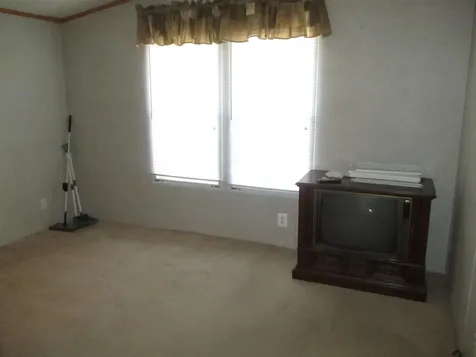 109 Colonial Avenue Somersworth NH 03878