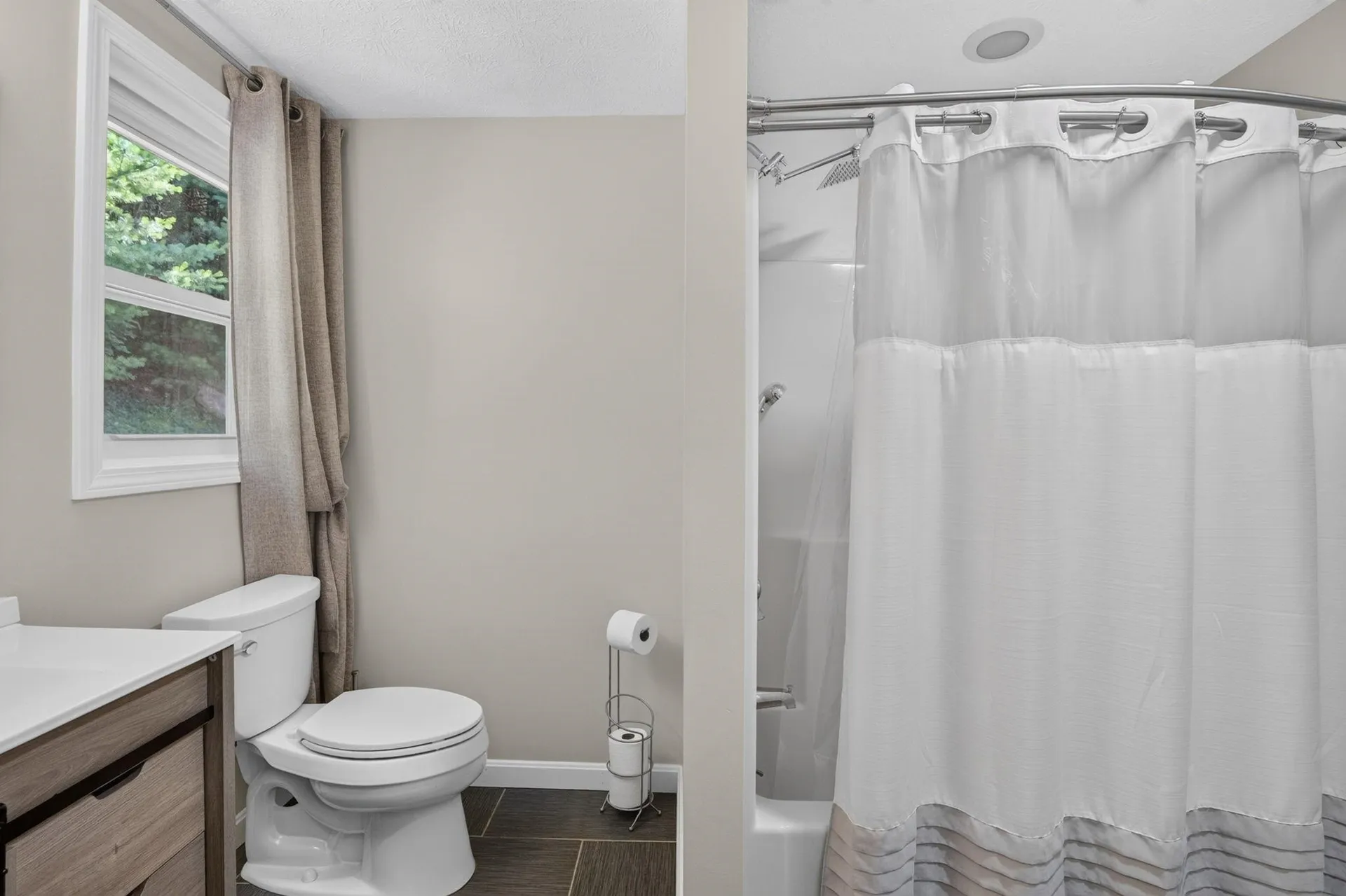 18 Cobble Hill Road Nashua NH 03062