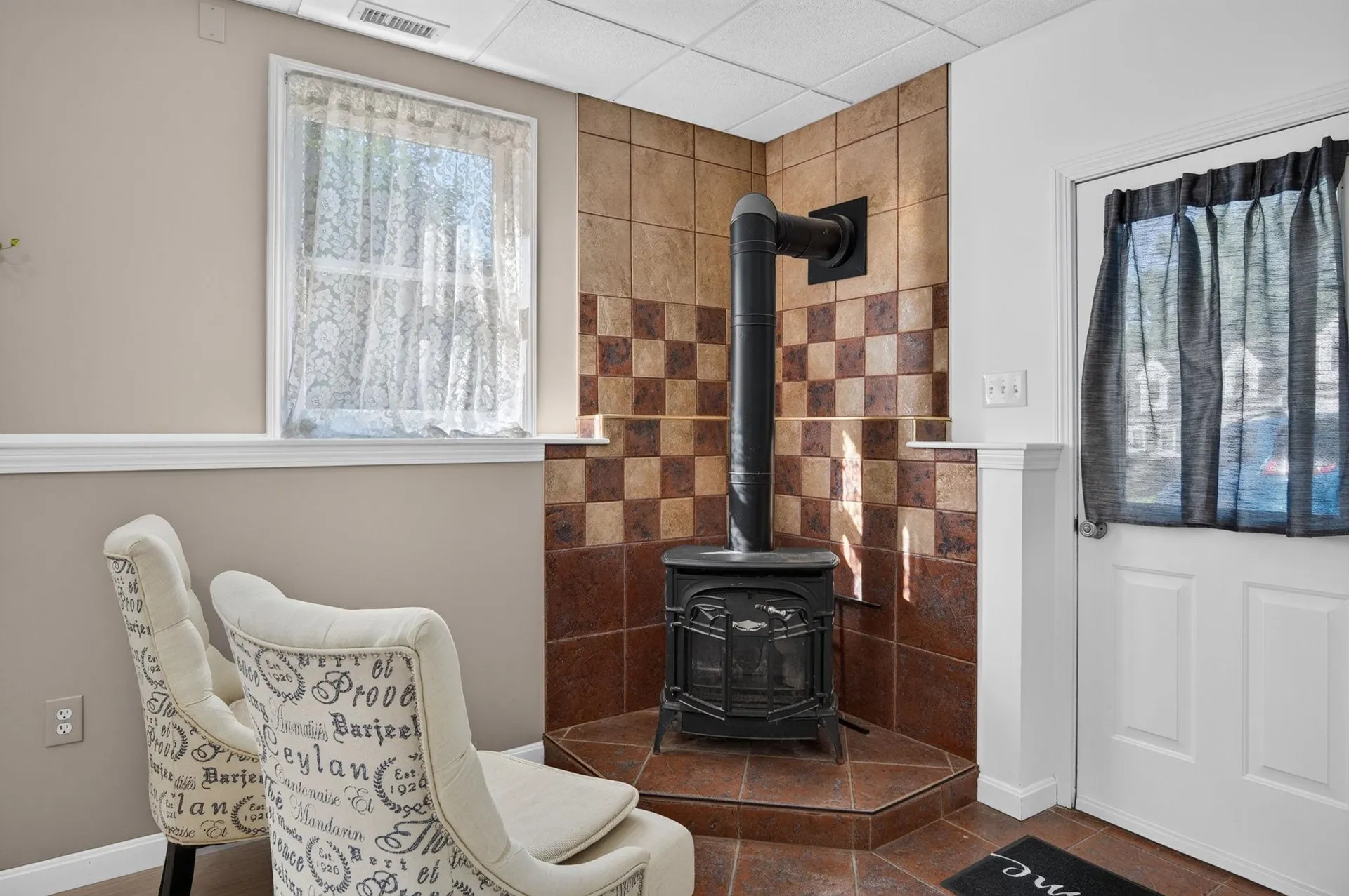 18 Cobble Hill Road Nashua NH 03062