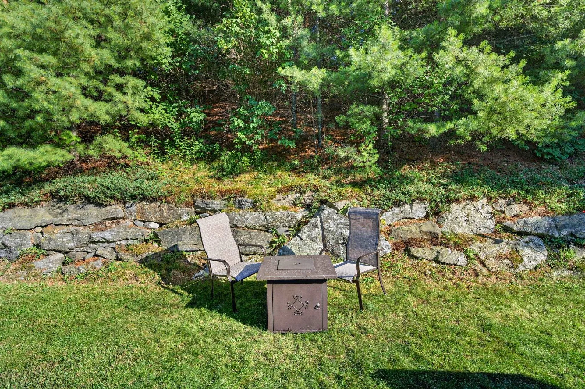 18 Cobble Hill Road Nashua NH 03062