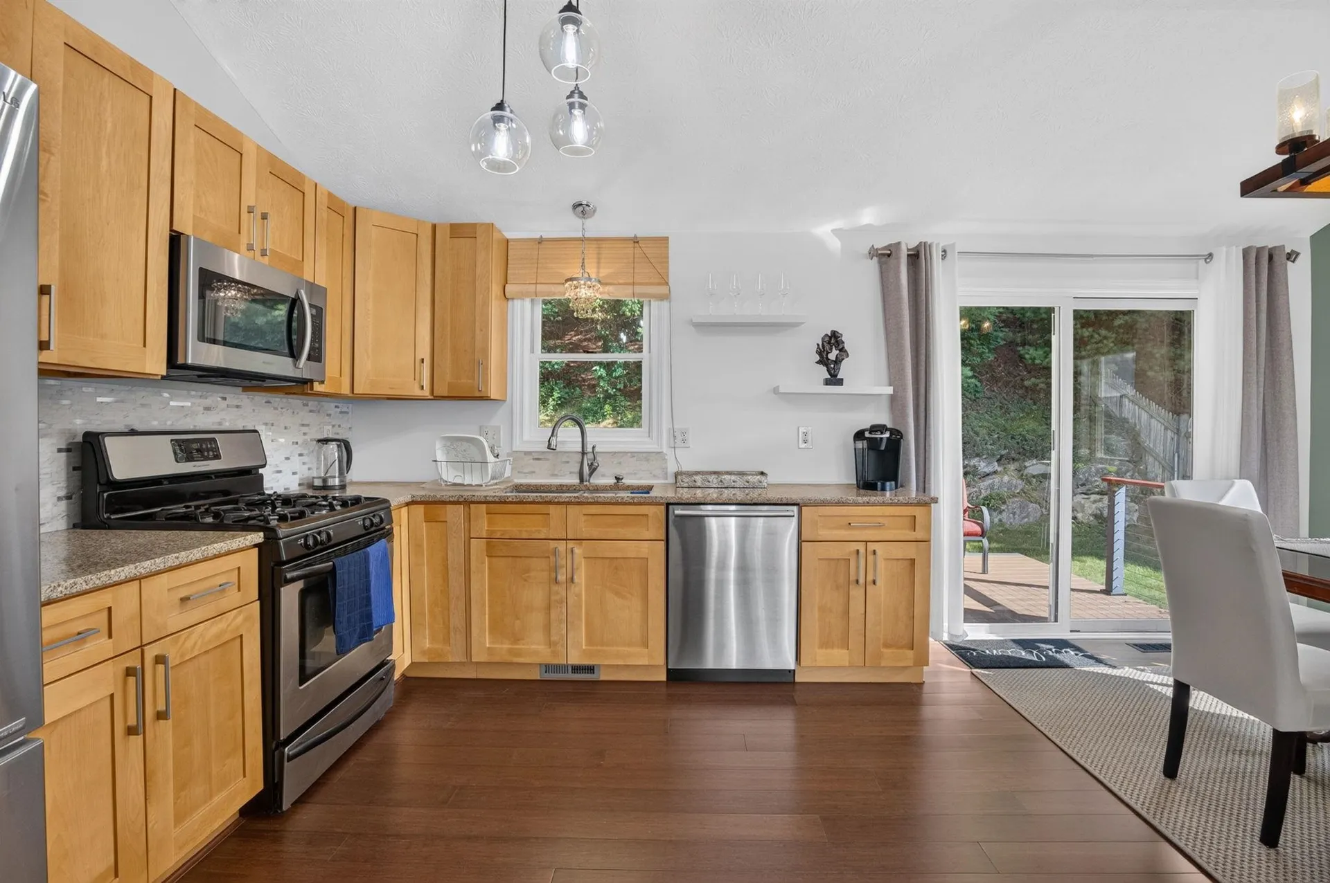 18 Cobble Hill Road Nashua NH 03062