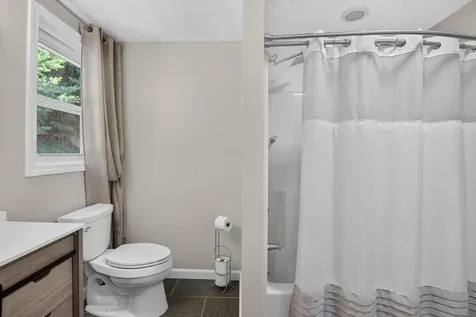 18 Cobble Hill Road Nashua NH 03062