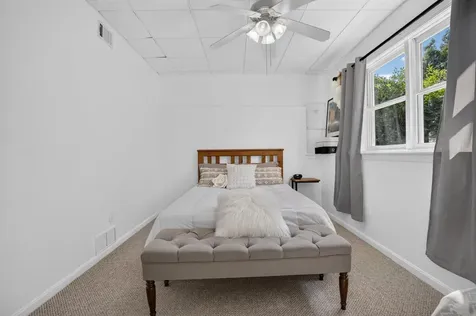 18 Cobble Hill Road Nashua NH 03062