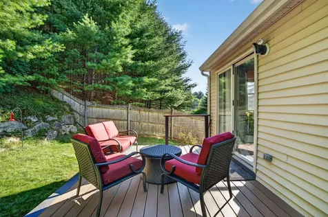 18 Cobble Hill Road Nashua NH 03062