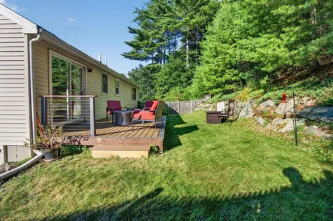 18 Cobble Hill Road Nashua NH 03062