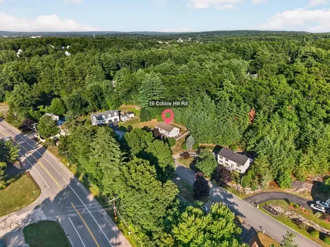 18 Cobble Hill Road Nashua NH 03062