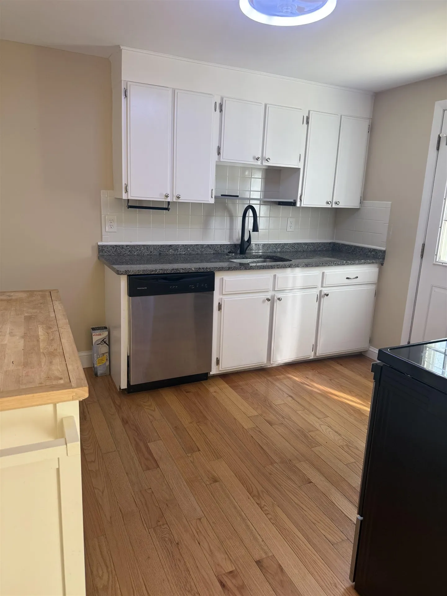 6 Auburn Street Plaistow NH 03865