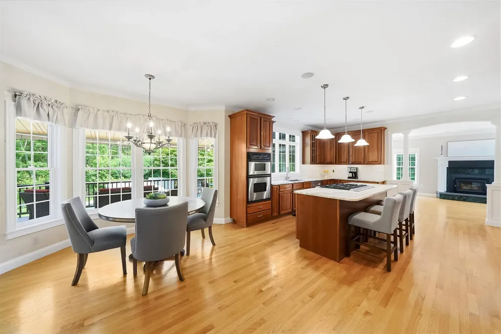 5 Sherwood Road Windham NH 03087