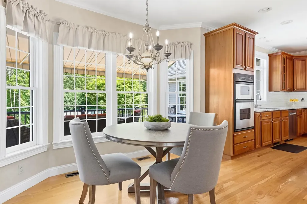 5 Sherwood Road Windham NH 03087