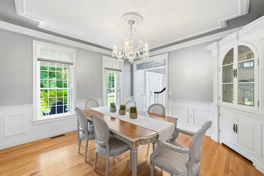 5 Sherwood Road Windham NH 03087