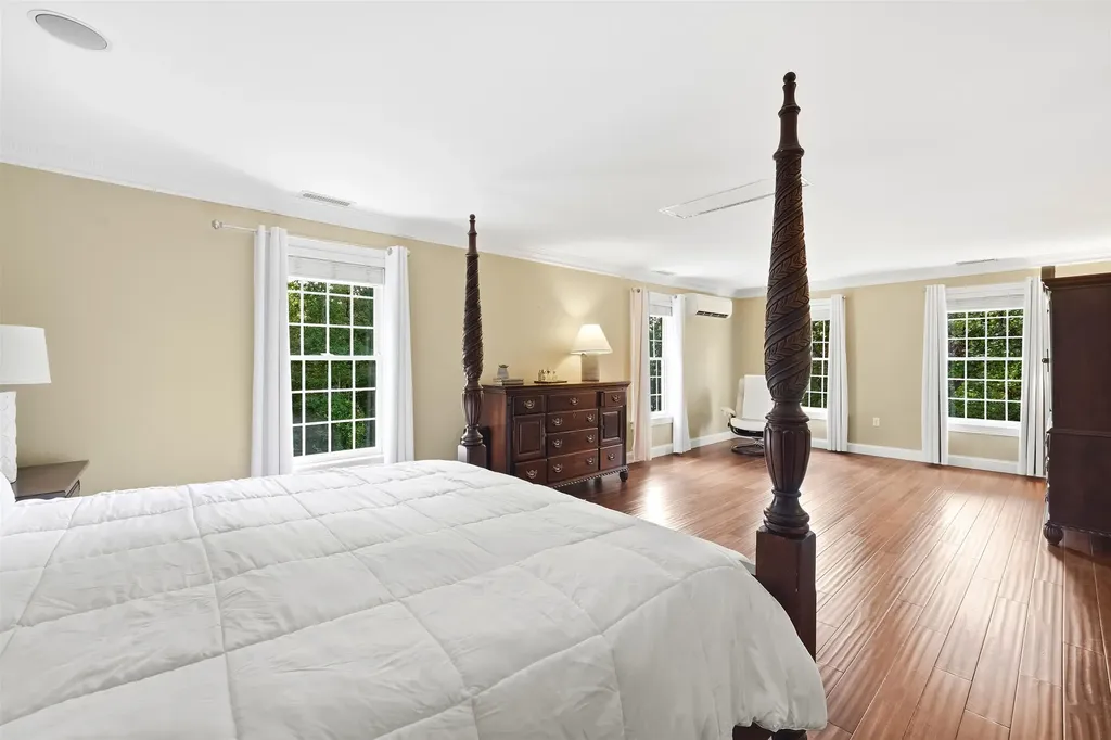 5 Sherwood Road Windham NH 03087