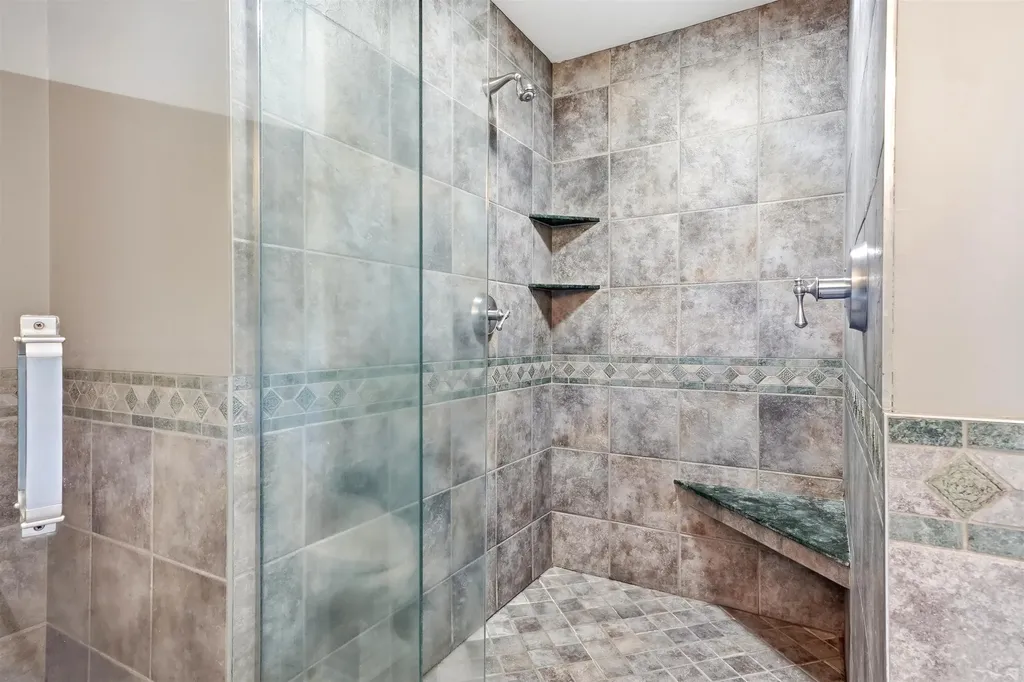 5 Sherwood Road Windham NH 03087
