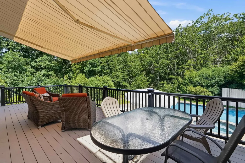 5 Sherwood Road Windham NH 03087