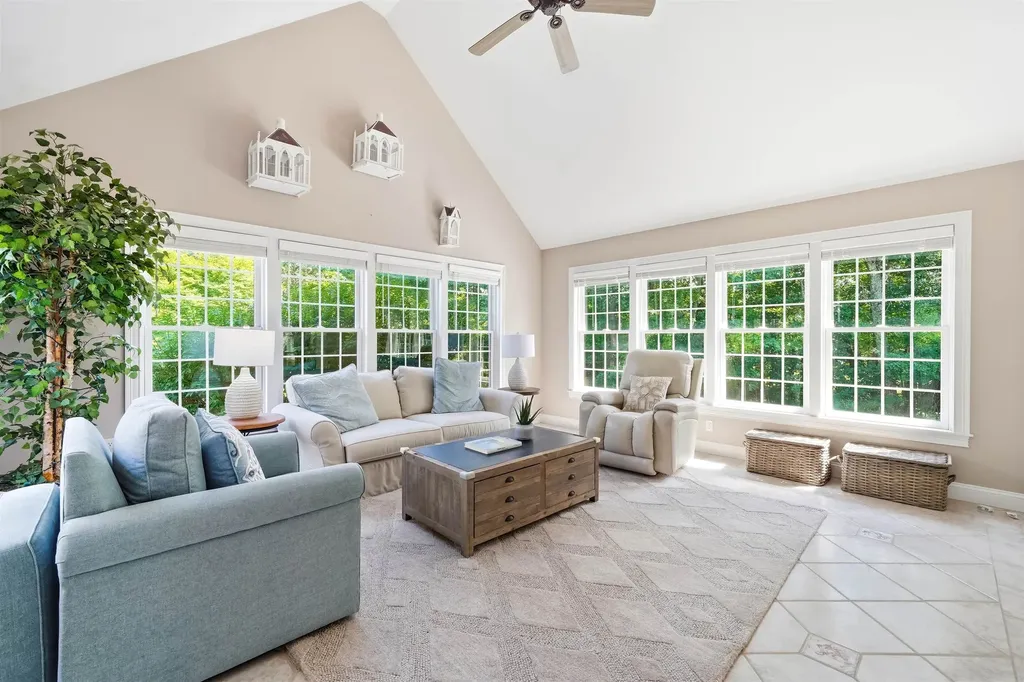 5 Sherwood Road Windham NH 03087