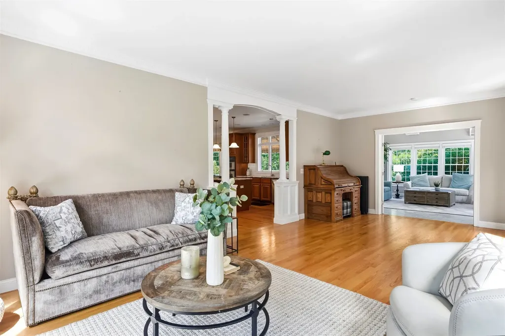 5 Sherwood Road Windham NH 03087
