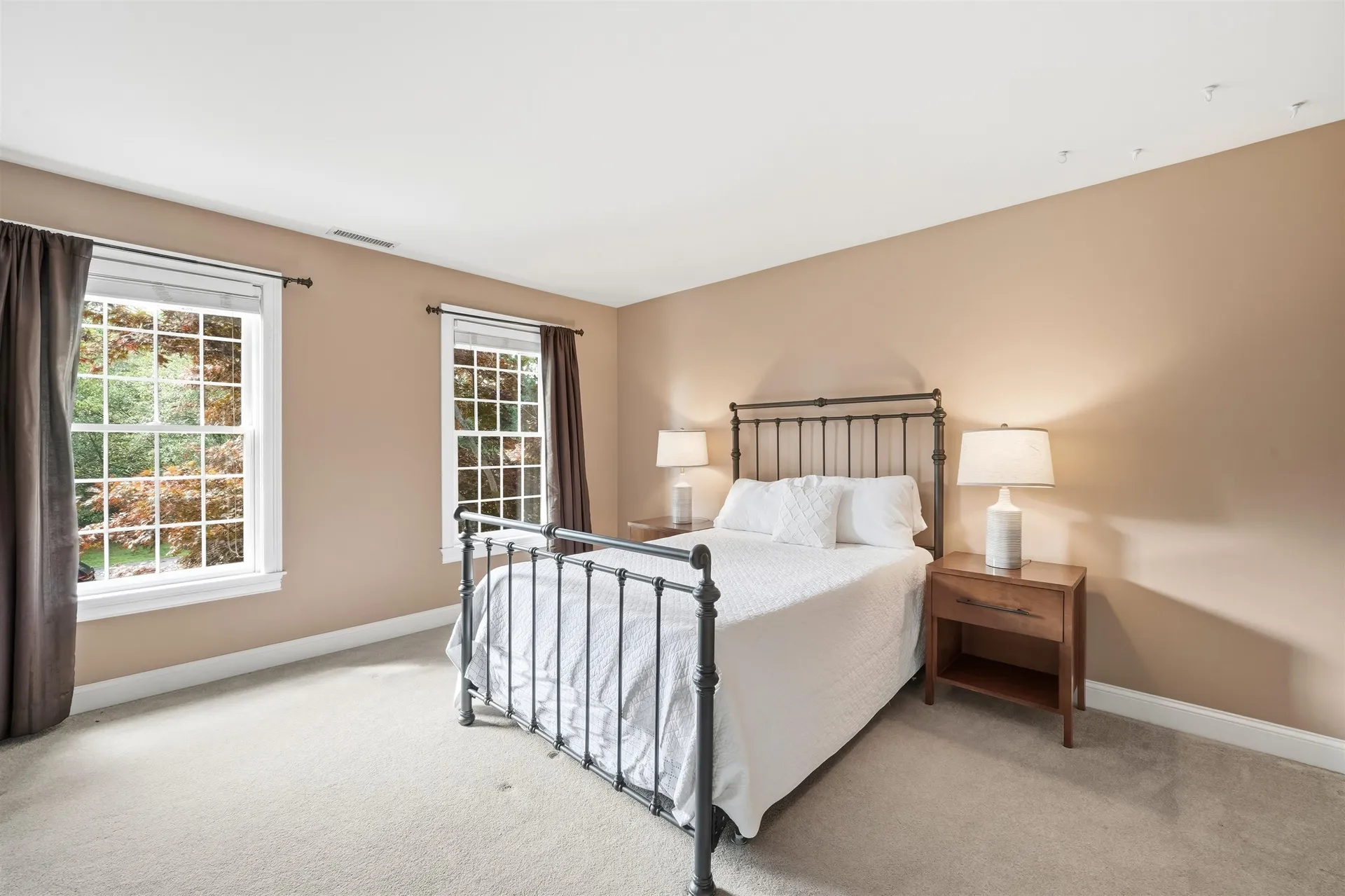 5 Sherwood Road Windham NH 03087