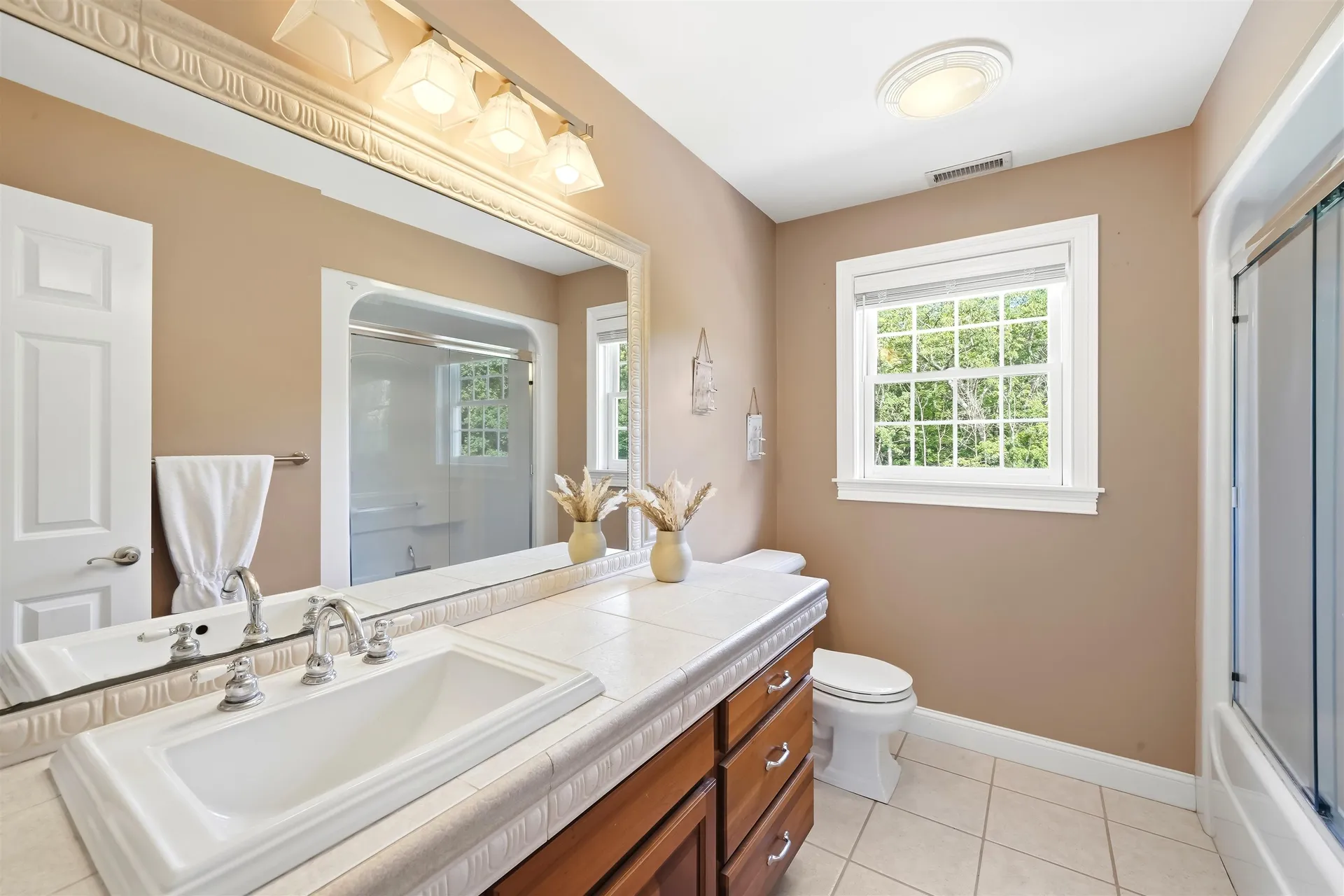 5 Sherwood Road Windham NH 03087