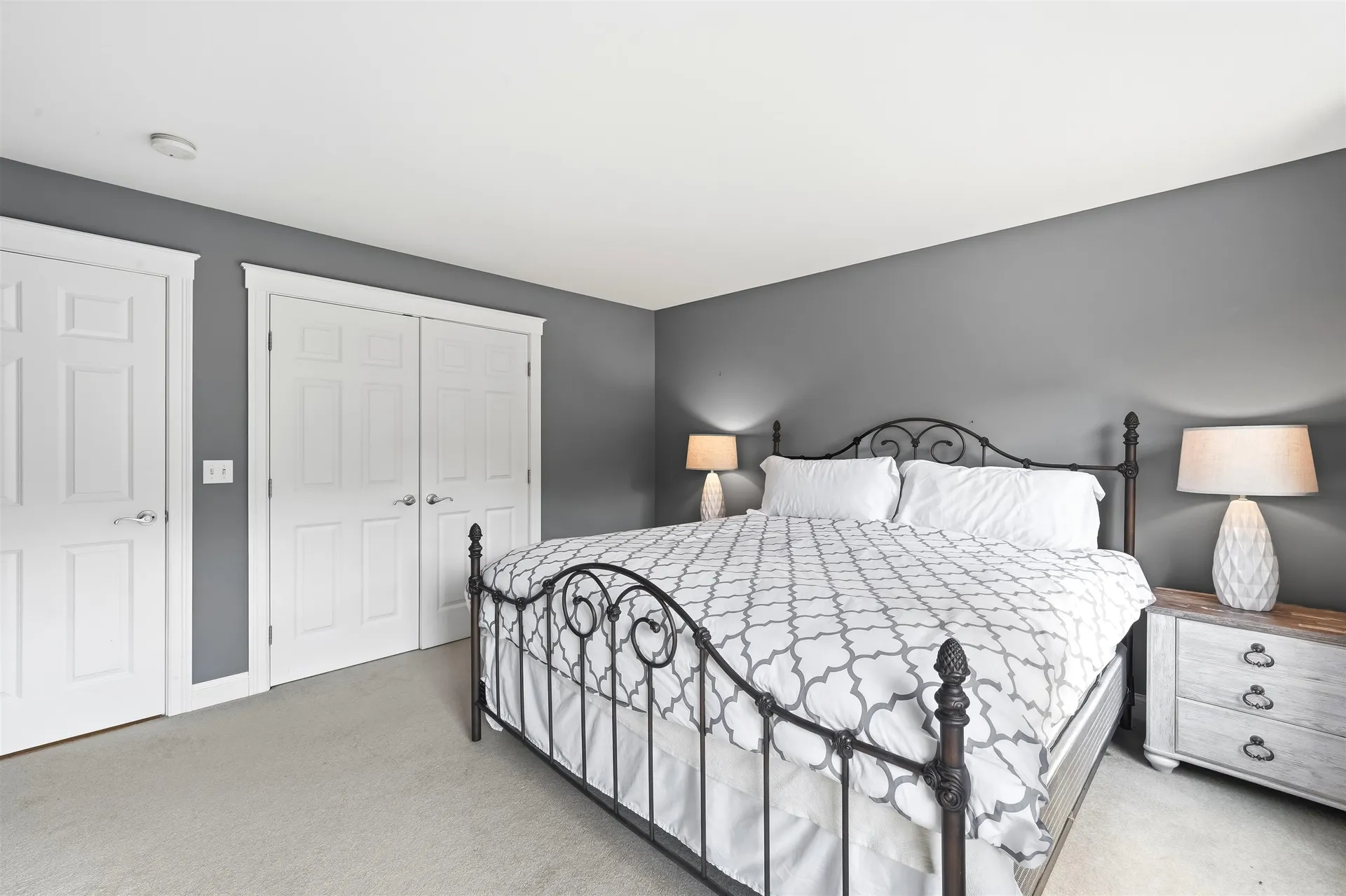 5 Sherwood Road Windham NH 03087