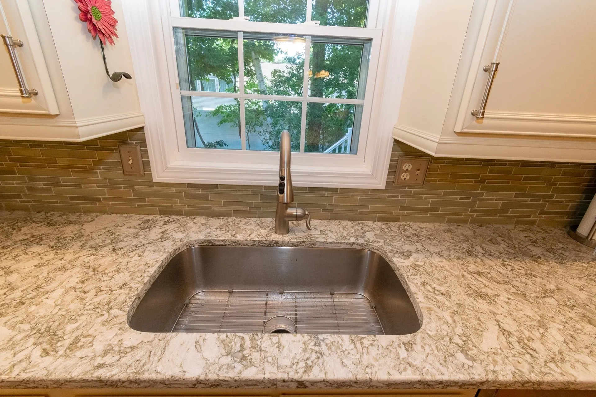 376 N Bend Drive Manchester NH 03104