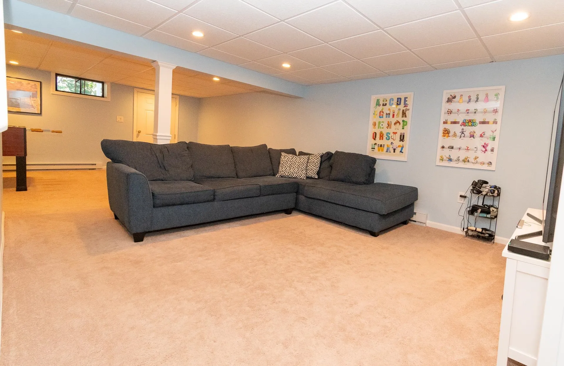 376 N Bend Drive Manchester NH 03104