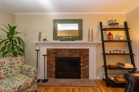 376 N Bend Drive Manchester NH 03104