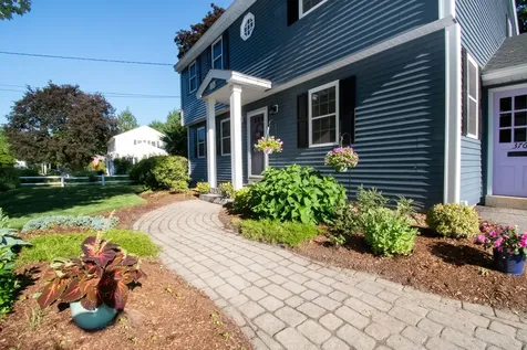 376 N Bend Drive Manchester NH 03104