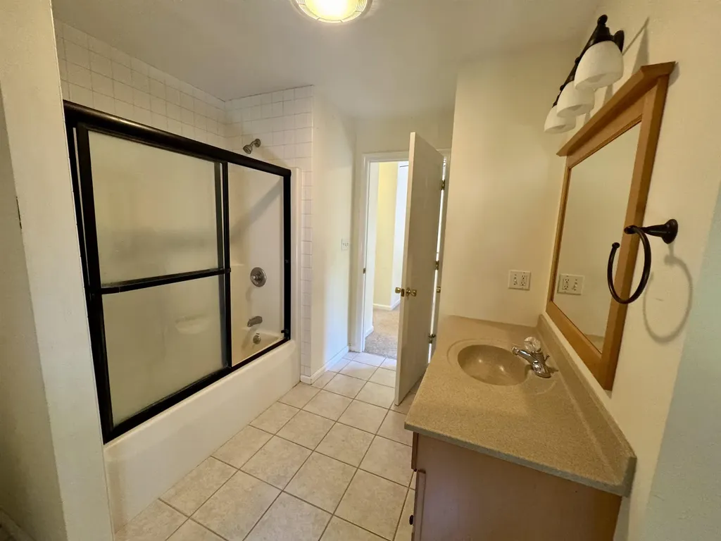 22 Fox Run Piermont NH 03779