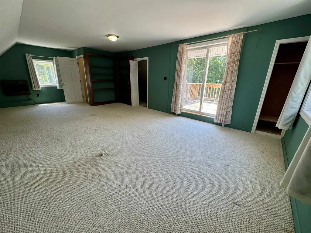 22 Fox Run Piermont NH 03779
