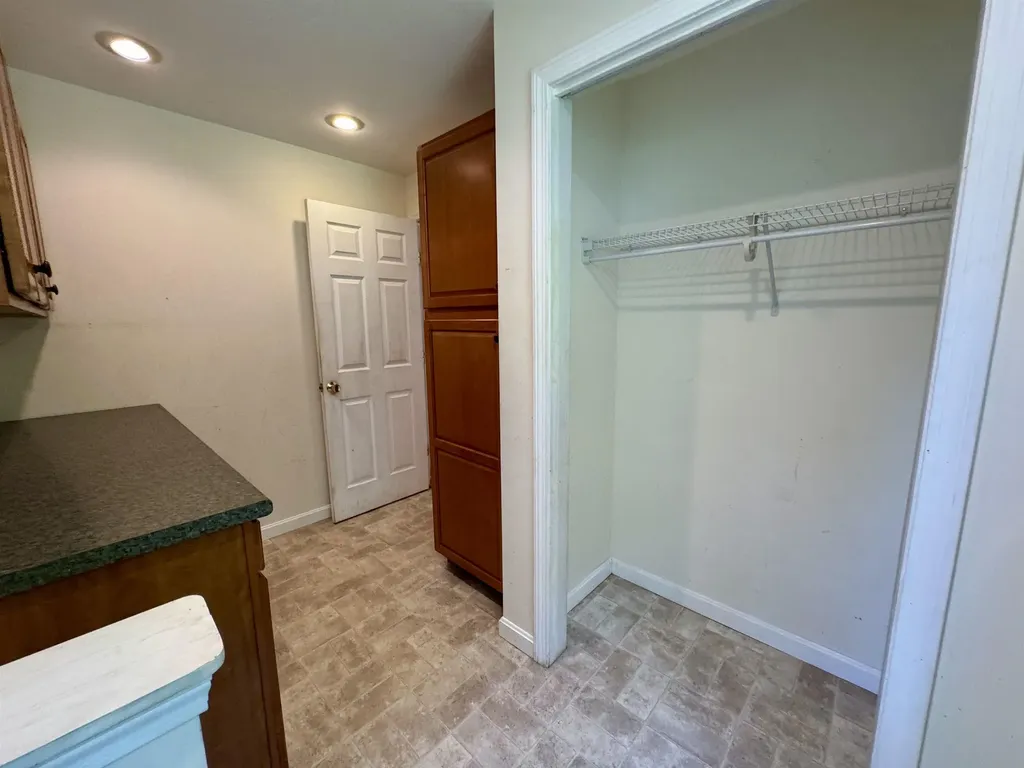 22 Fox Run Piermont NH 03779