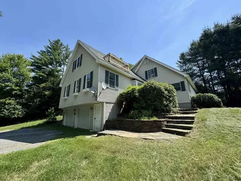 22 Fox Run Piermont NH 03779
