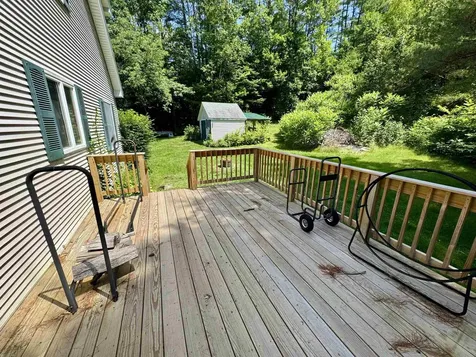 22 Fox Run Piermont NH 03779