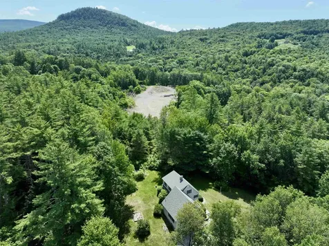 22 Fox Run Piermont NH 03779