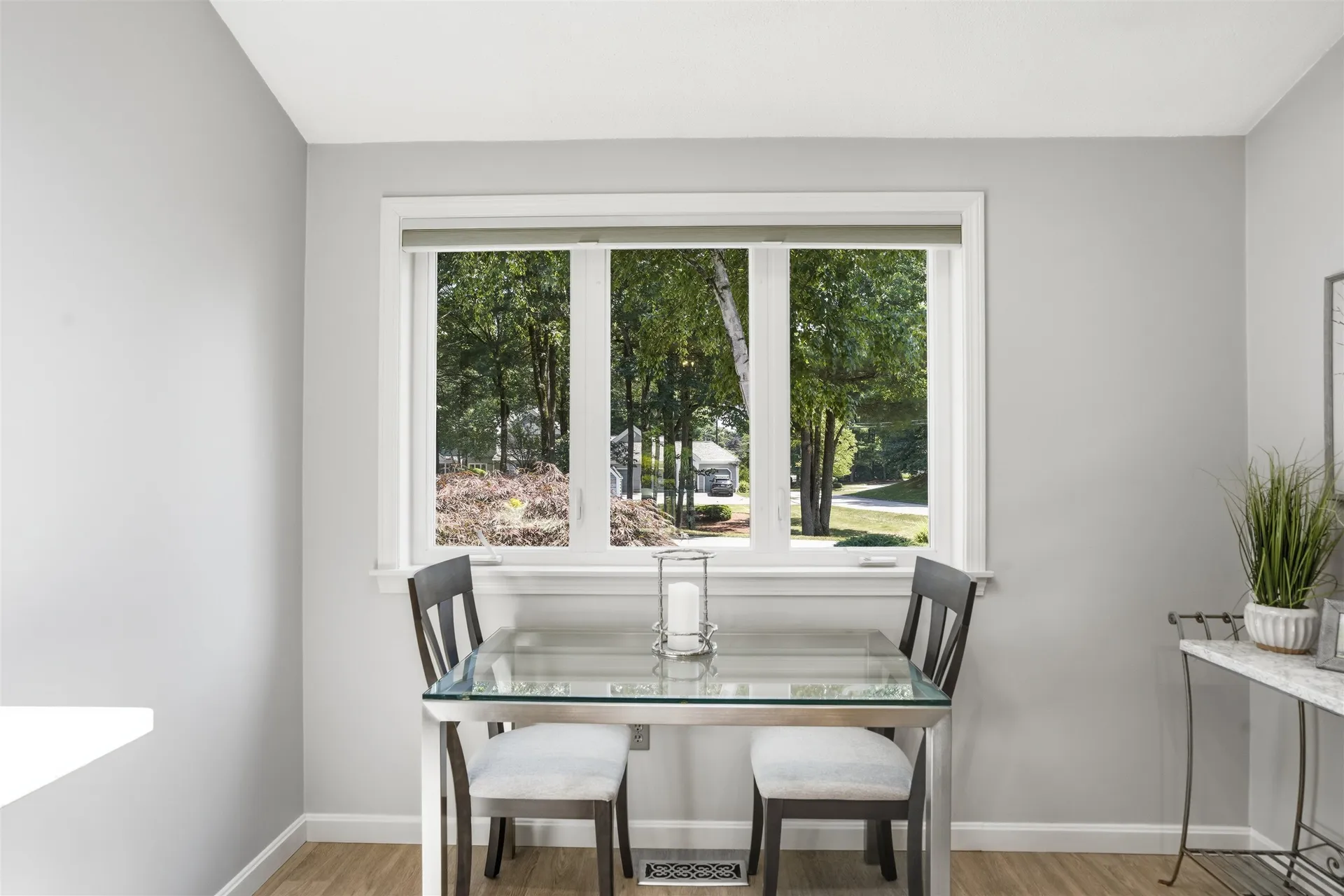 33 Larkspur Court Nashua NH 03062