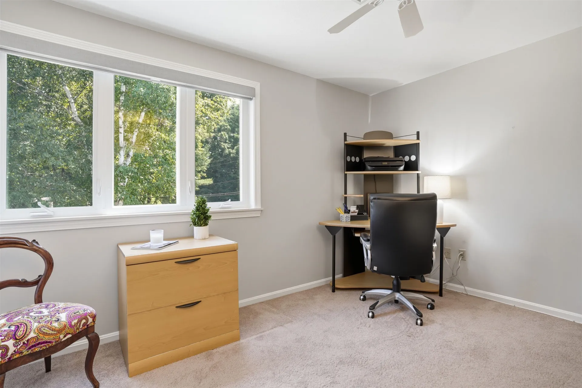 33 Larkspur Court Nashua NH 03062